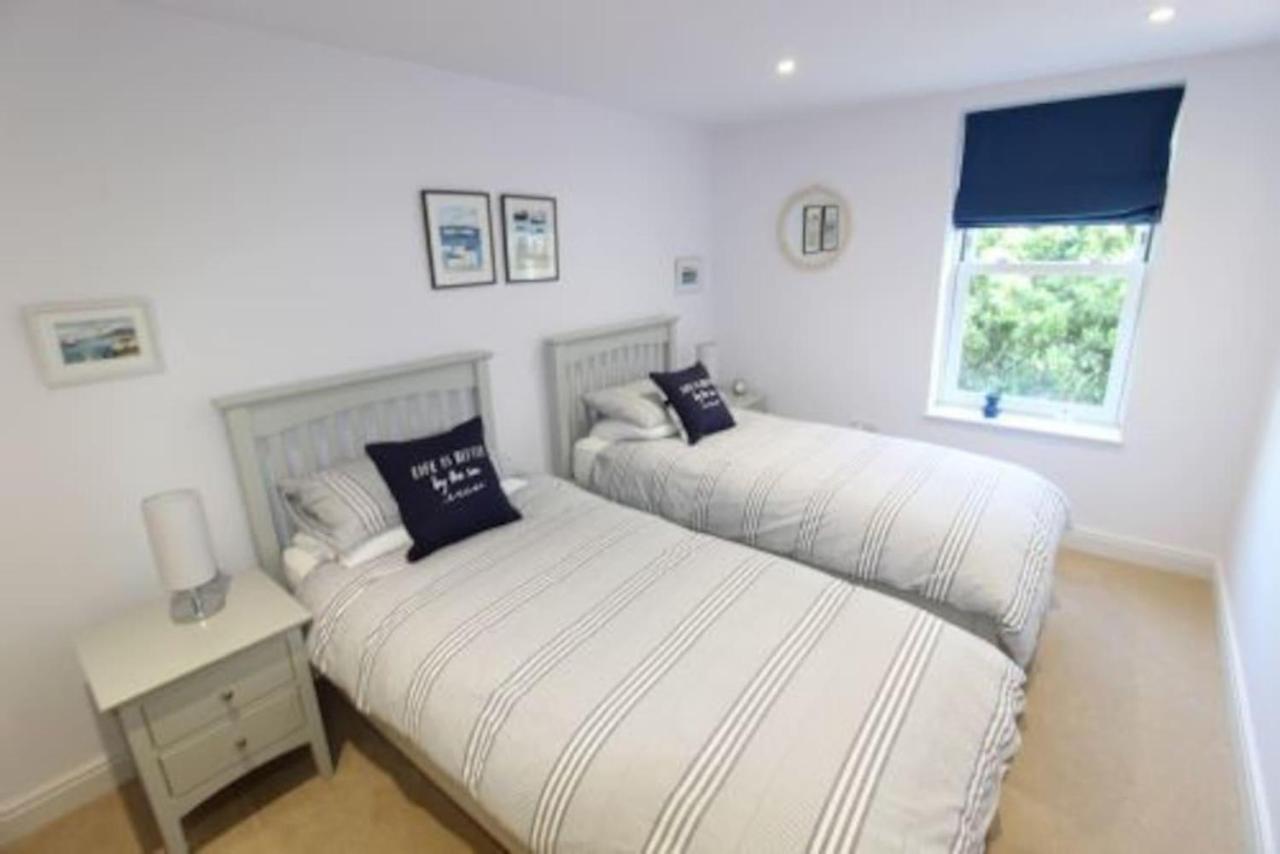 Middle Chine - 2 Bedroom Holiday Home Bournemouth Luaran gambar