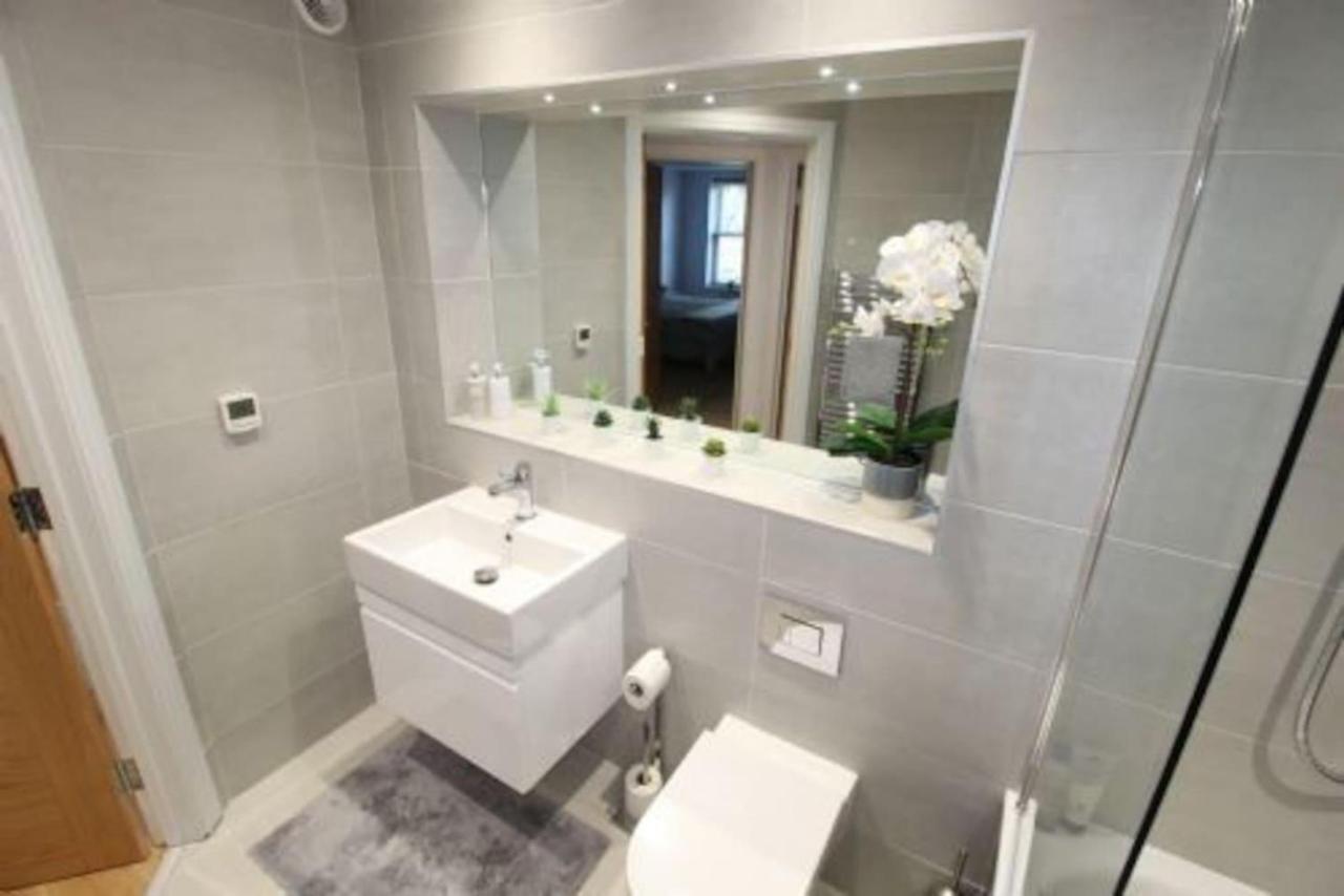 Middle Chine - 2 Bedroom Holiday Home Bournemouth Luaran gambar