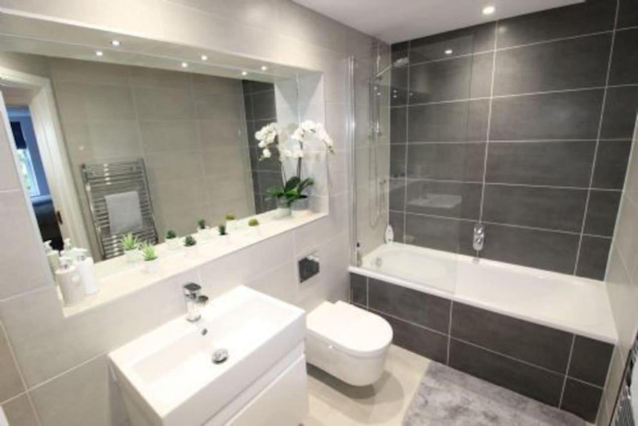 Middle Chine - 2 Bedroom Holiday Home Bournemouth Luaran gambar